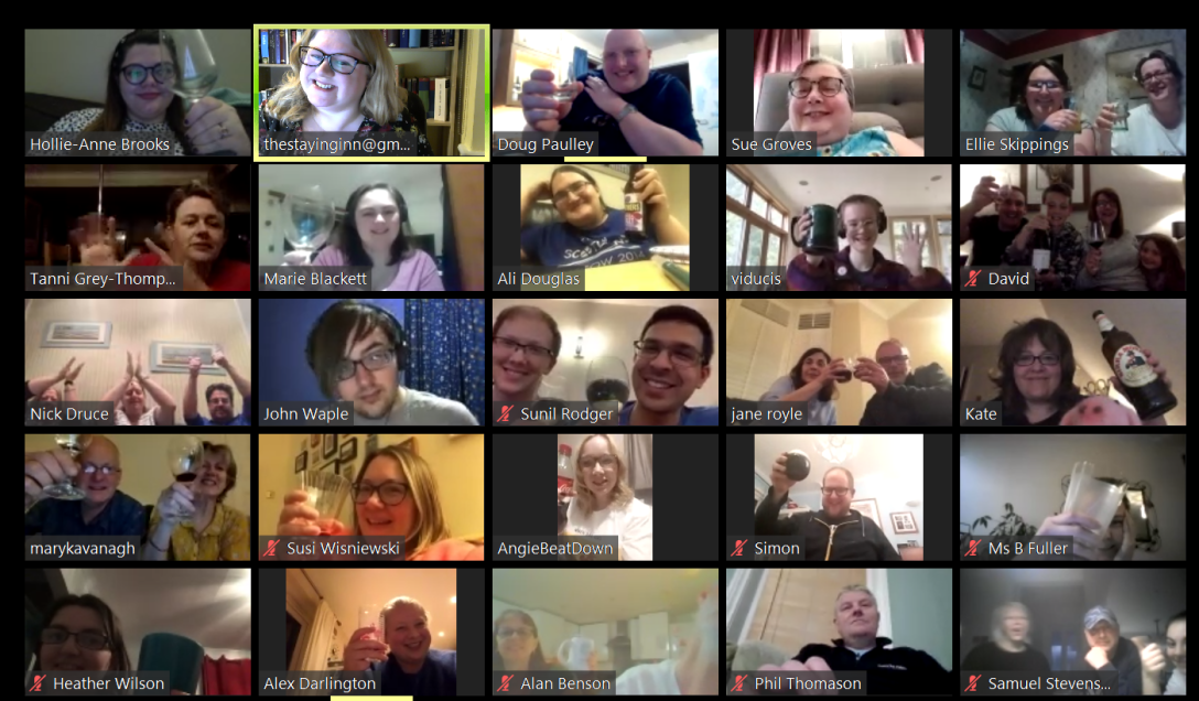 Screenshot showing faces of many Quiz participants in Zoom